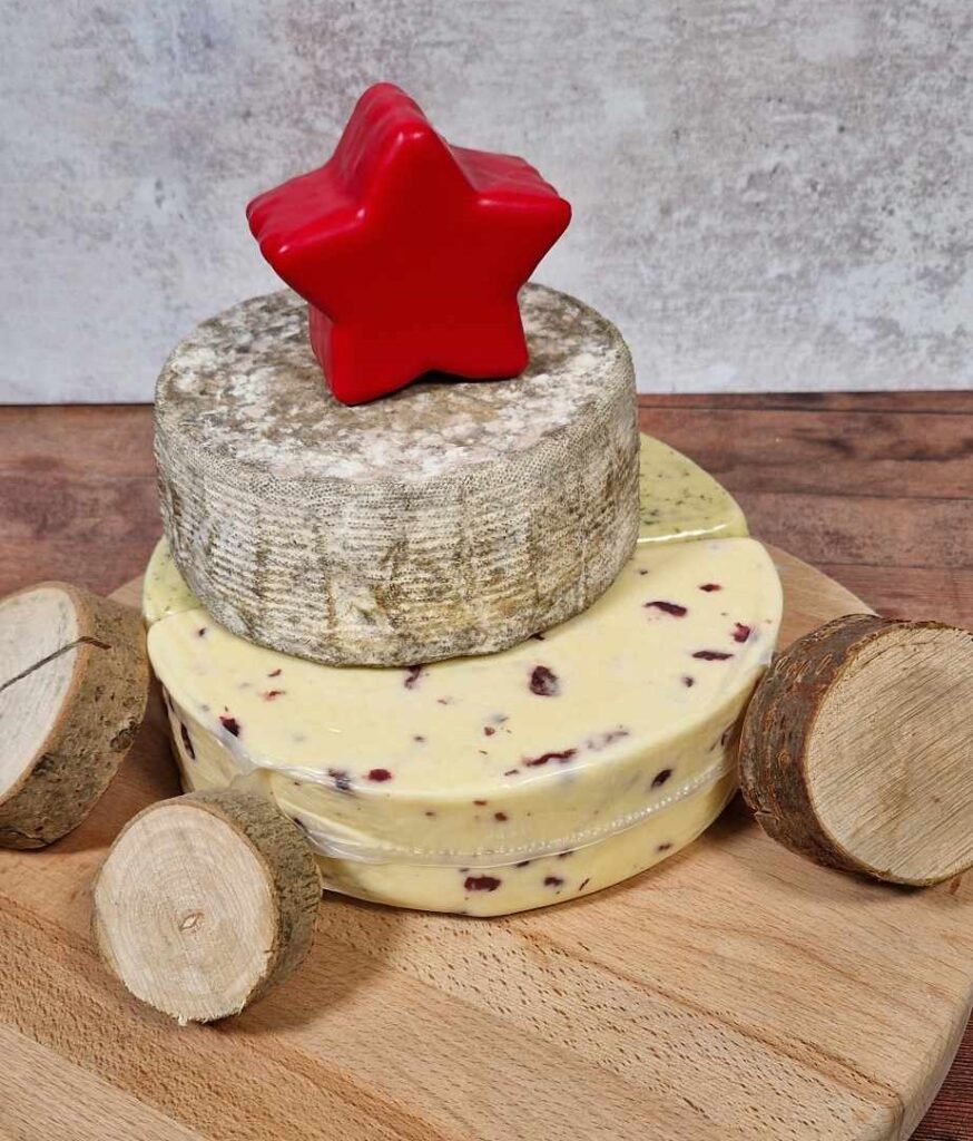 small cheese wedding cake